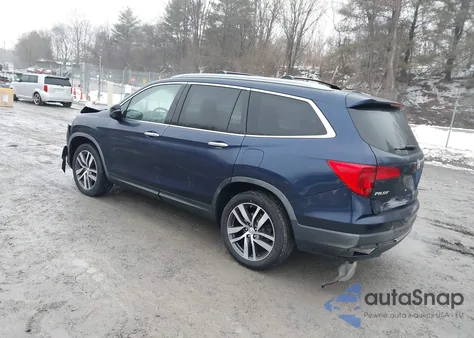 2017 Honda Pilot Touring z USA, uszkodzony, nr VIN 5FNYF6H9XHB081352